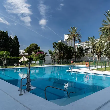 Apartment Azul Horizonte With A Pool Benalmadena